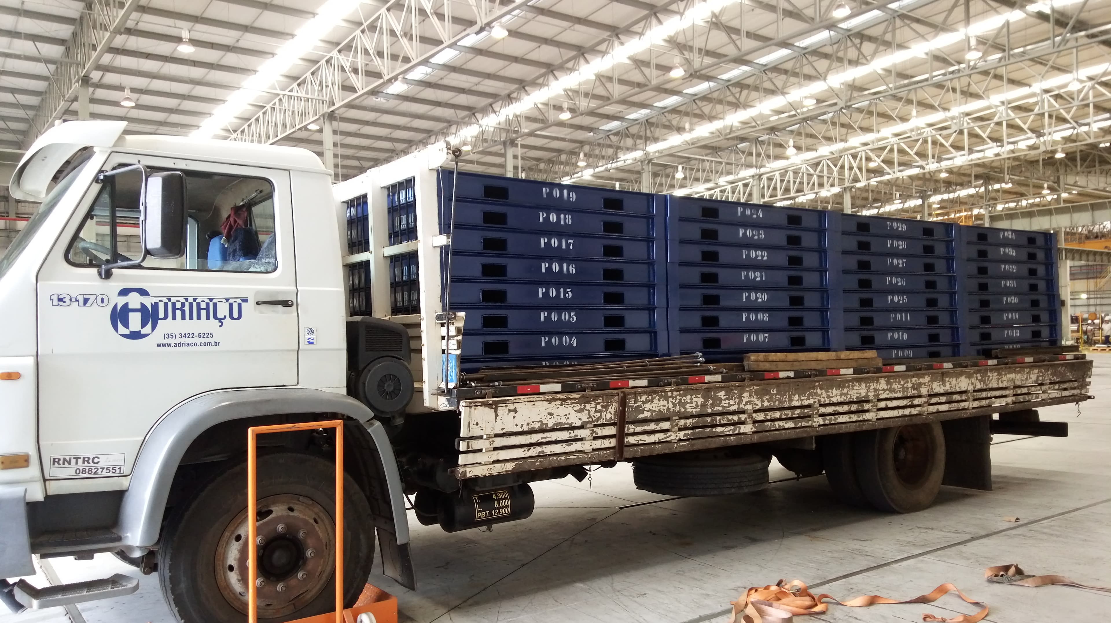Pallets de aço para estamparia